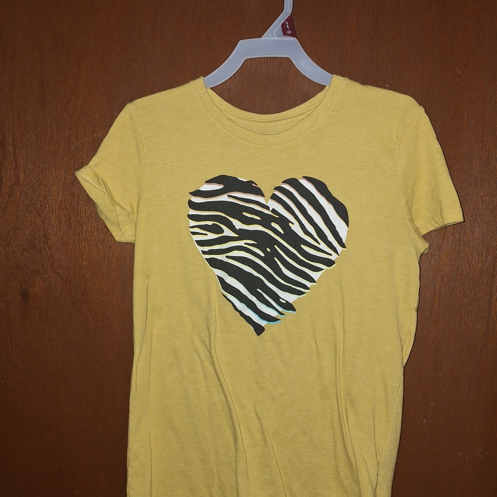 Old Navy Yellow Zebra Heart Tee